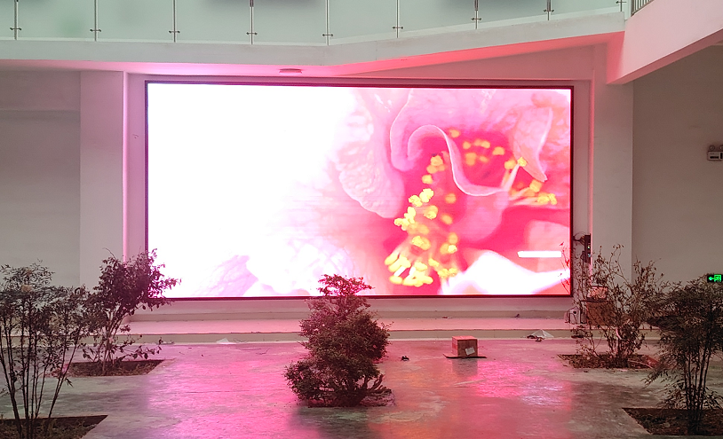 P1.56 LED室內(nèi)顯示屏